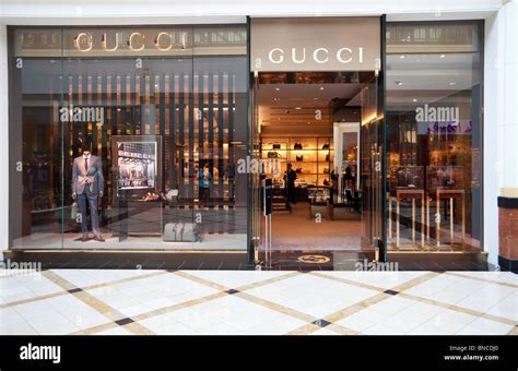 gucci outlets in new jersey|king of prussia gucci store.